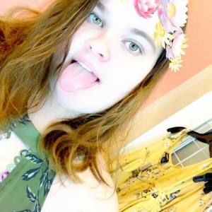 Meet your Posher, Madie